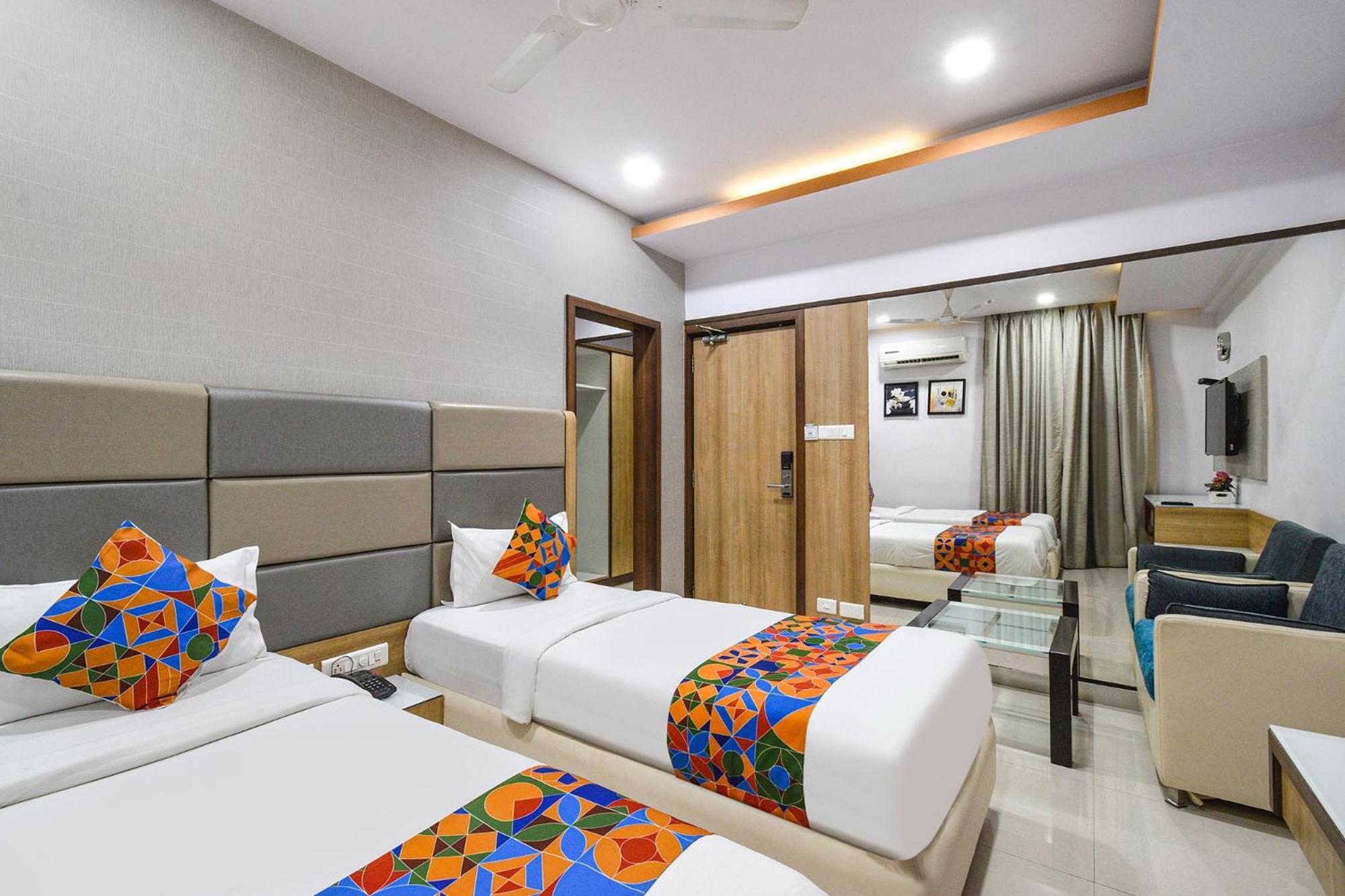 Fabhotel Aditya Homes - Nr Isb, Gachibowli Гайдарабад Екстер'єр фото