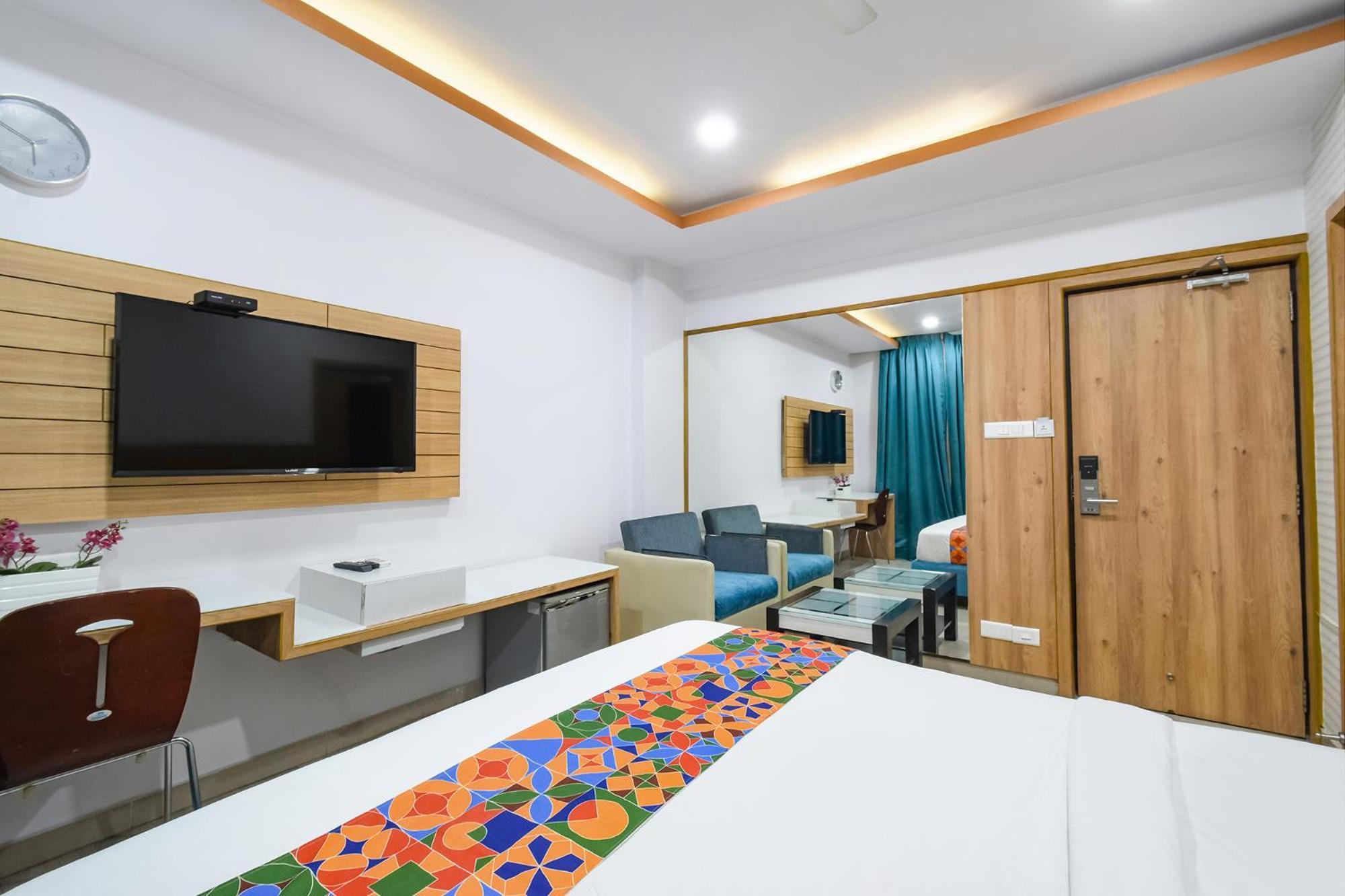 Fabhotel Aditya Homes - Nr Isb, Gachibowli Гайдарабад Екстер'єр фото